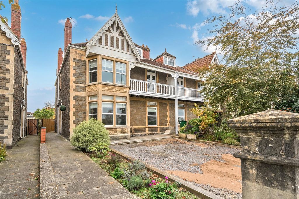 Property photo 1 of 21 1369102-2-68F249696976B.Jpg