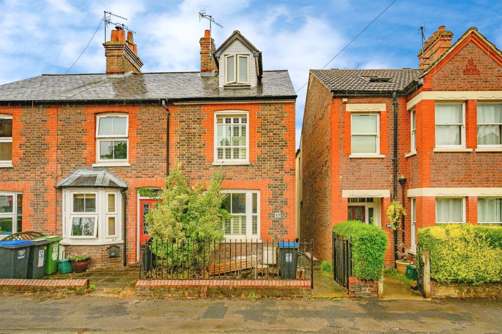 Property photo 1 of 17