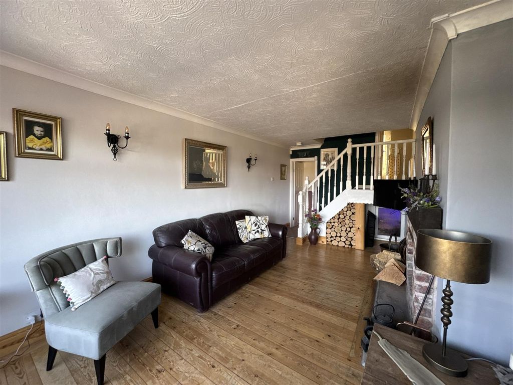 Property photo 3 of 31 Dji_20250808_103240_250.Jpeg