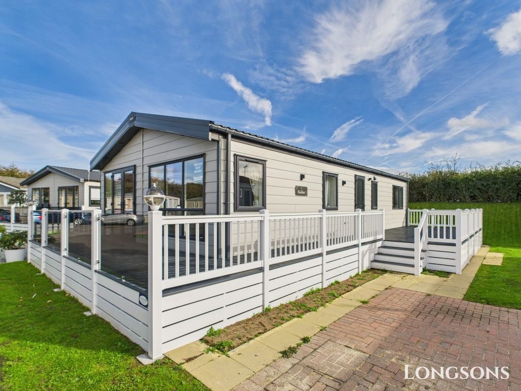 Property photo 1 of 31 Cam02173G0 Pr0276 Still028