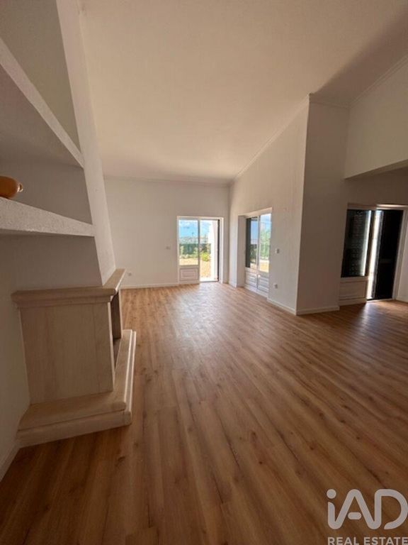 Property photo 3 of 36