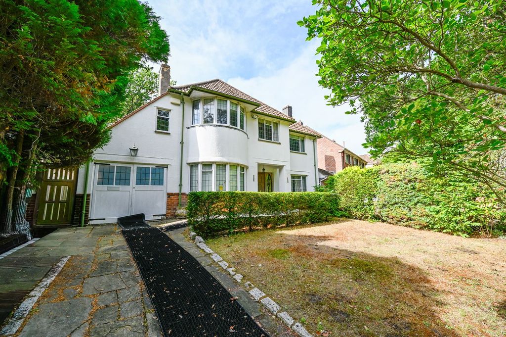 Property photo 1 of 22