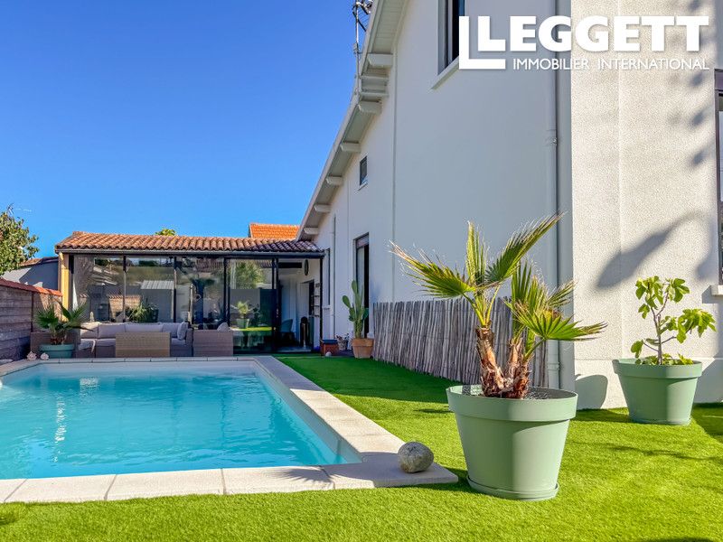 Property photo 2 of 10