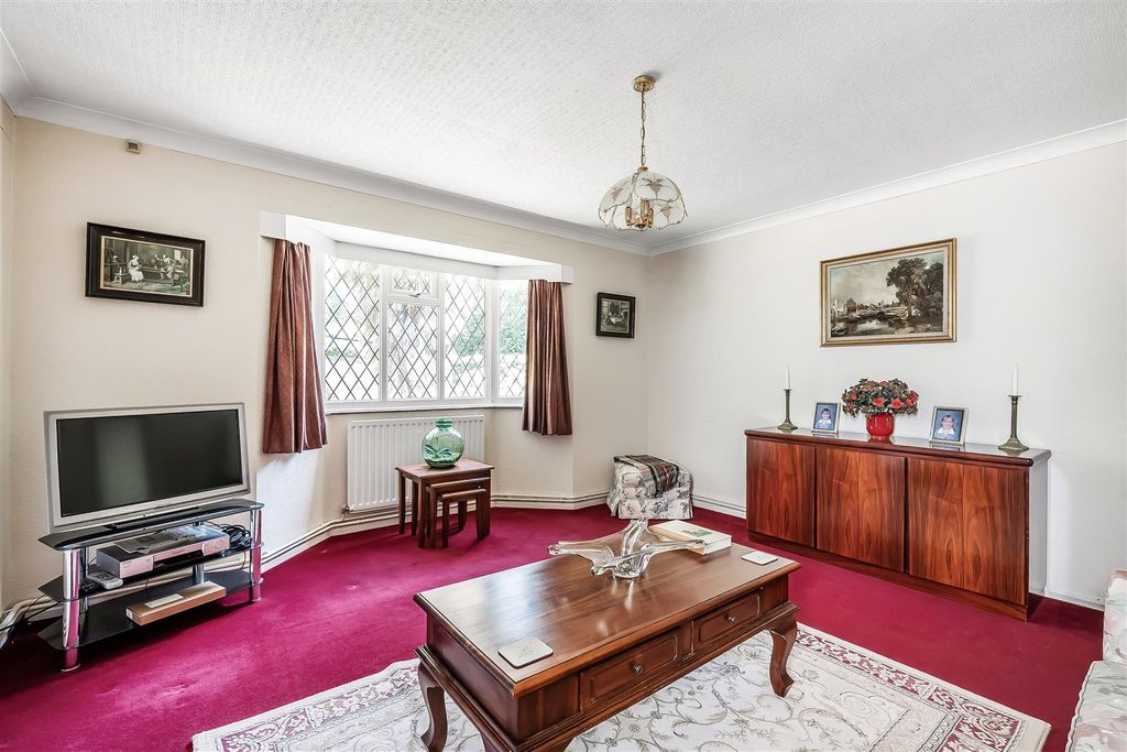Additional image 7 of 3 bed detached house for saleWoodhurst Park, Oxted RH8
