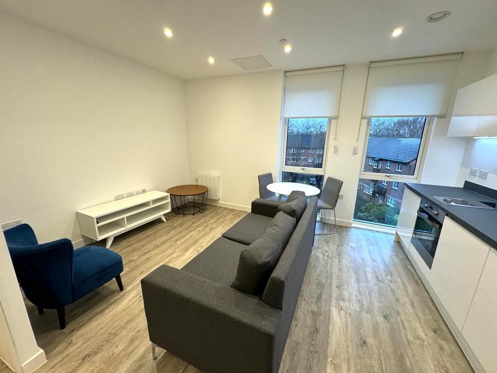 Property photo 3 of 11 Living Room Pic 2.Jpeg