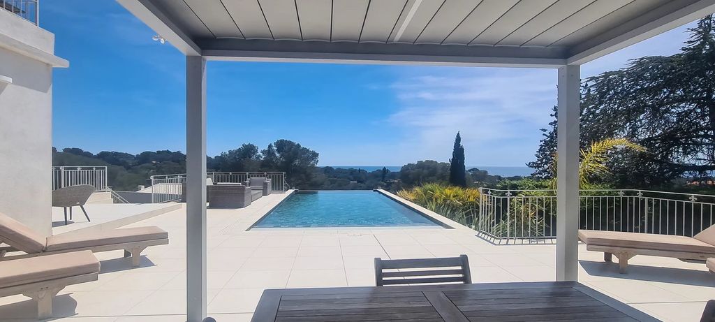 Property photo 3 of 26