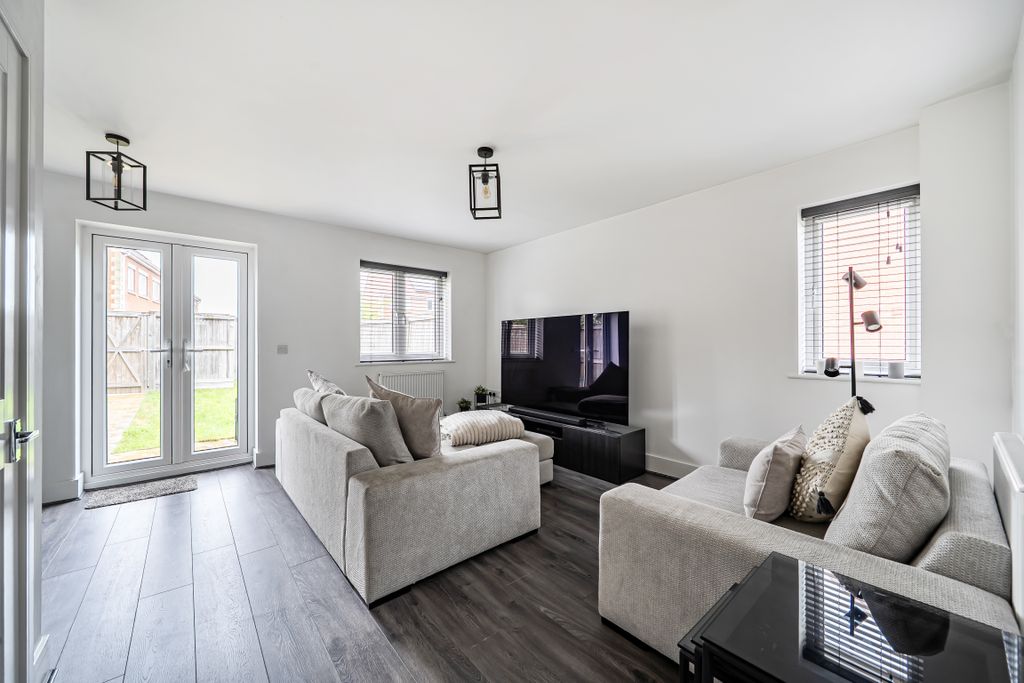 Property photo 3 of 20 147719666A3279019A547