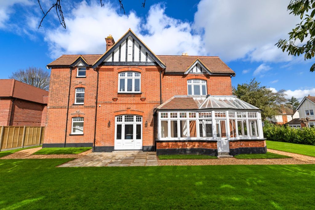 Additional image 22 of 6 bed detached house for saleBeauchamp Road, East Molesey KT8