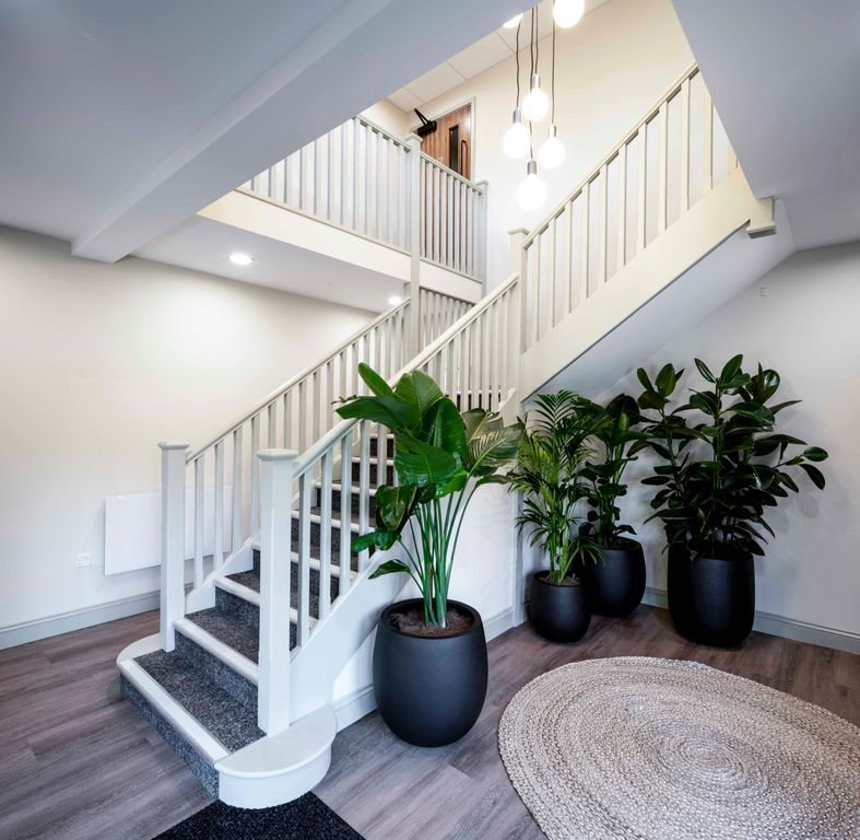 Property photo 2 of 4 18D Croft Drive - Entrance Hall.Jpg