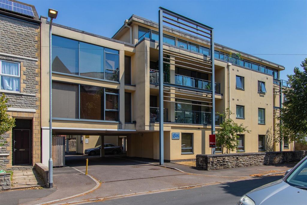 Property photo 1 of 16 The Glas External-2.Jpg