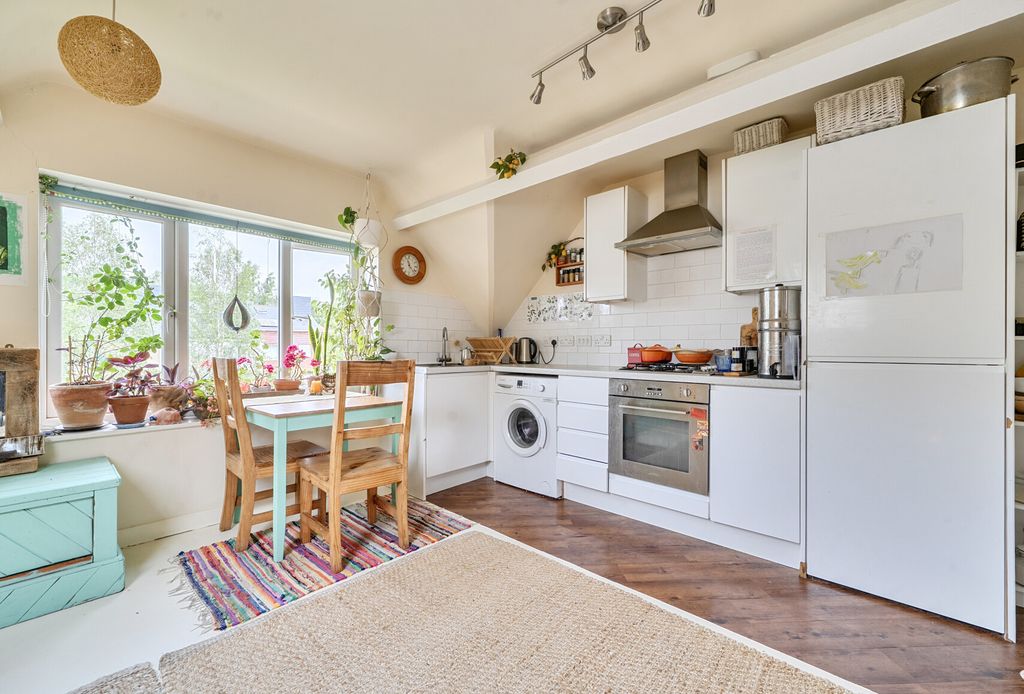 Property photo 3 of 21 1477790-15-6A312B...