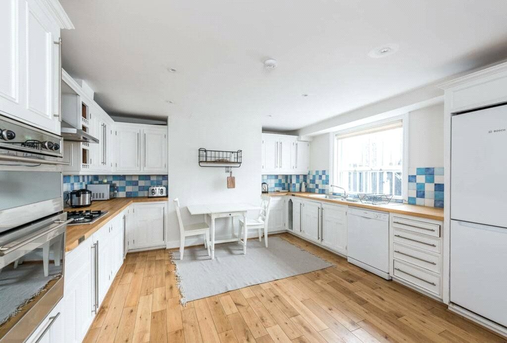 Property photo 2 of 20 Picture No. 45