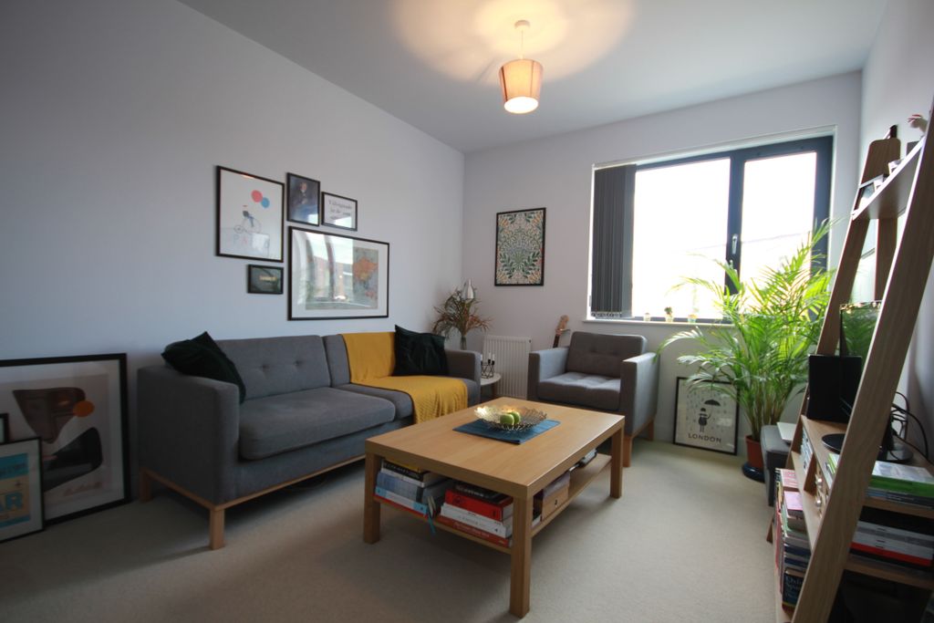 Property photo 3 of 5