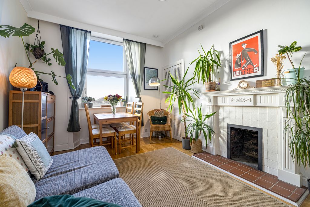 Property photo 2 of 12 Property Image 2