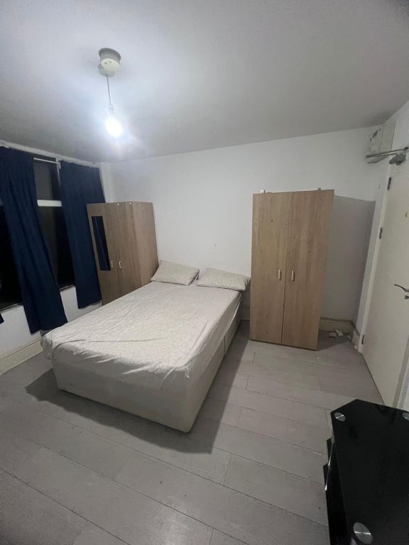 Property photo 3 of 7 Photo 2