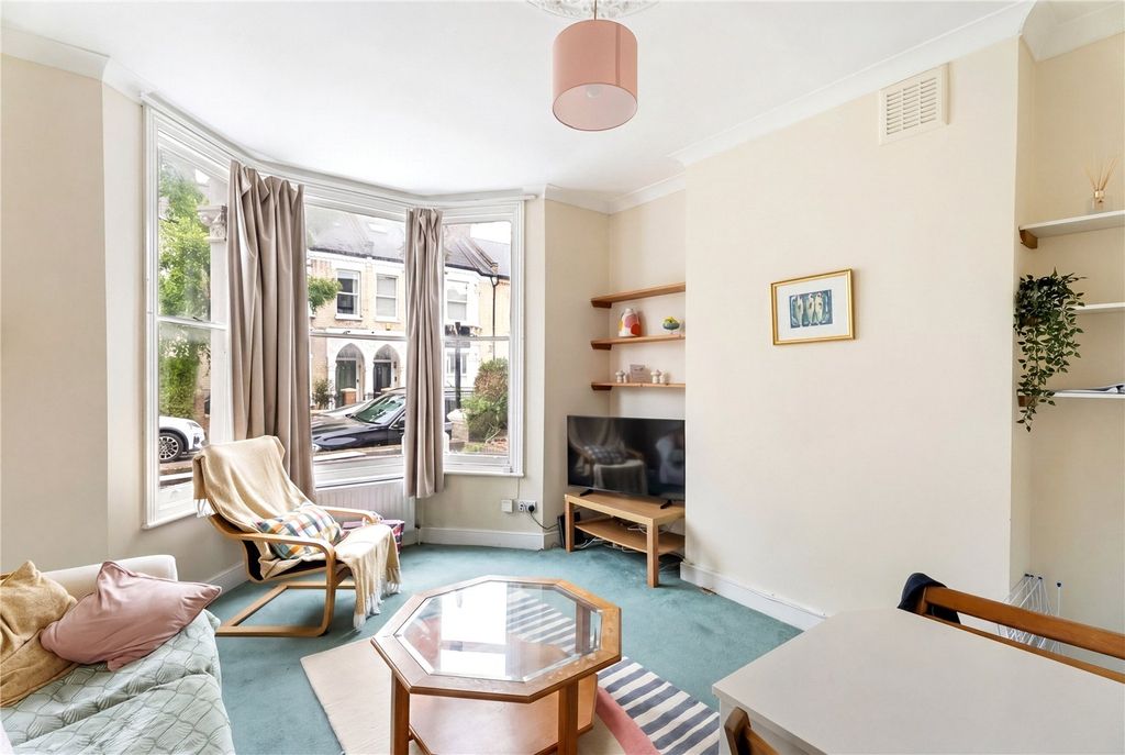 Property photo 2 of 9 Picture No. 16