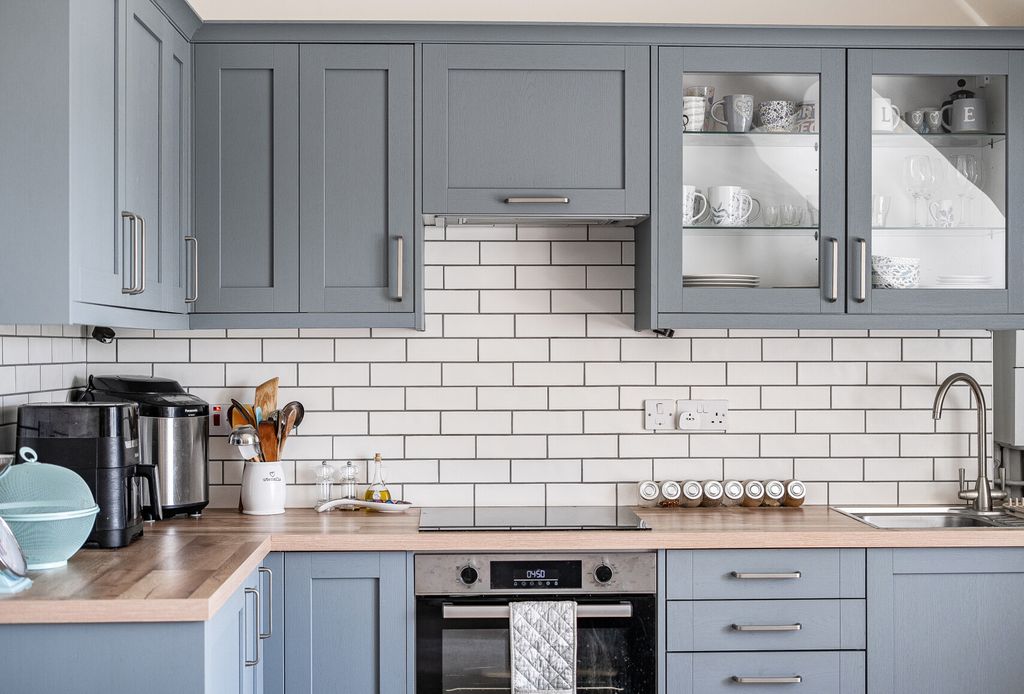 Property photo 3 of 11 Kitchen Feature