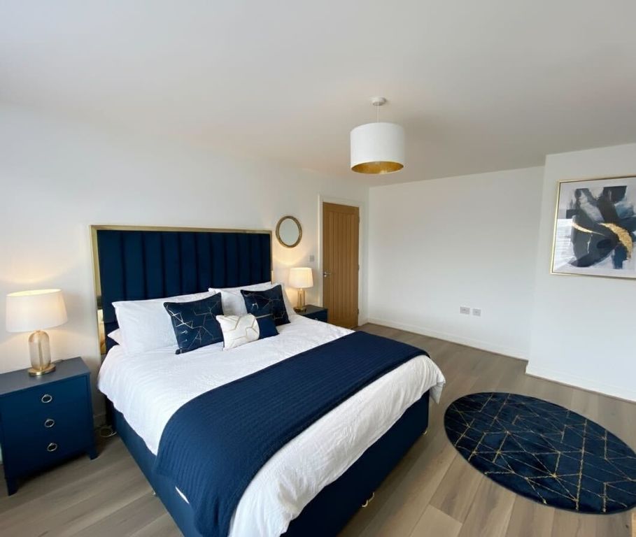 Property photo 2 of 9 Bedroom 1