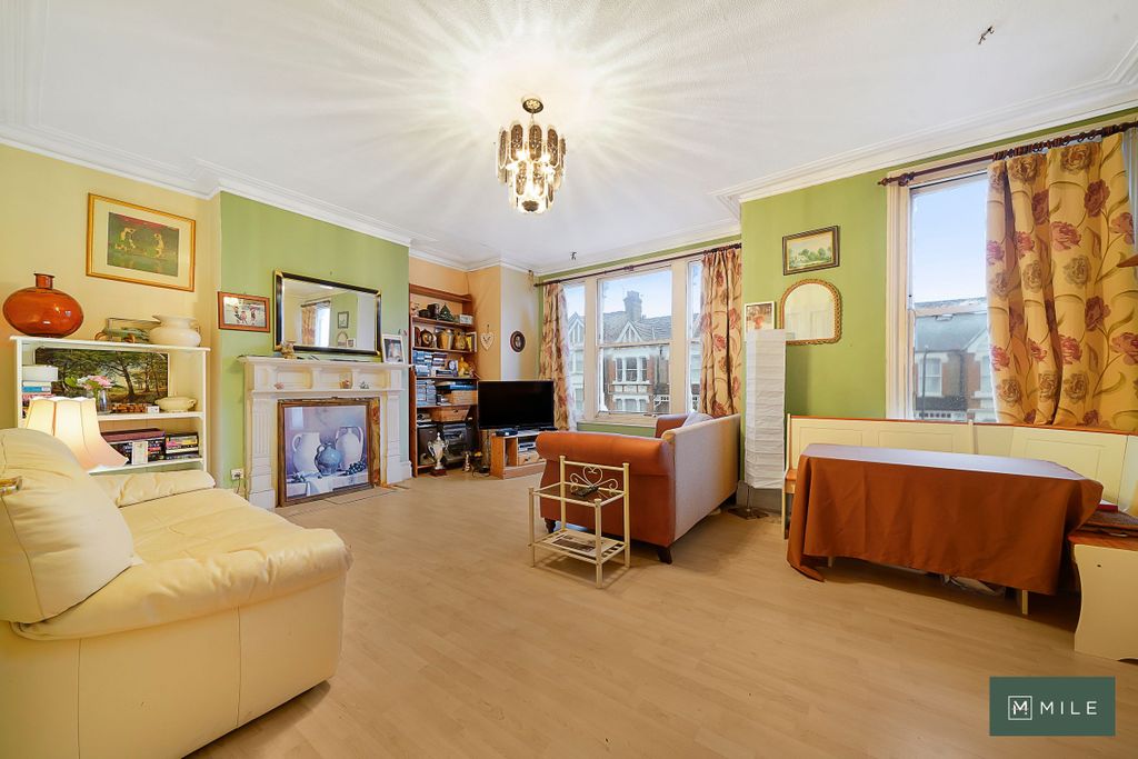 Property photo 1 of 13 Flat B, 20 Lushington Road - Awodnpqpd9Mppbpck5dI