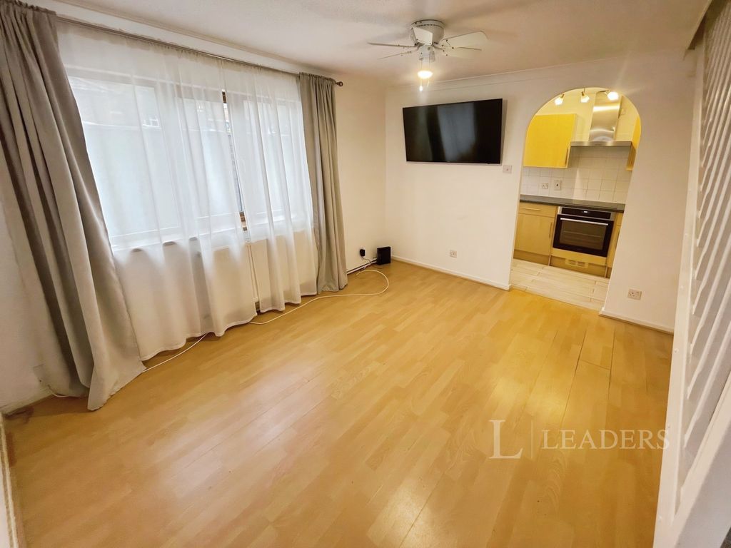 Property photo 2 of 16 2
