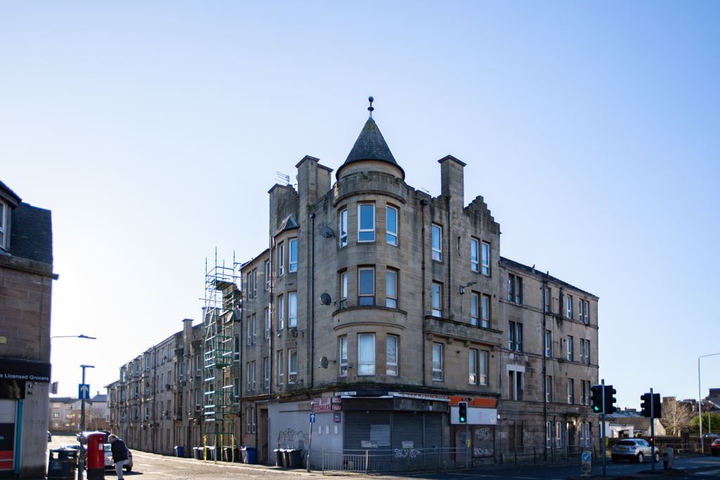 Property photo 1 of 30