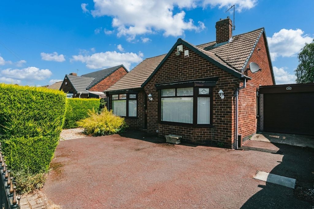 Property photo 1 of 26