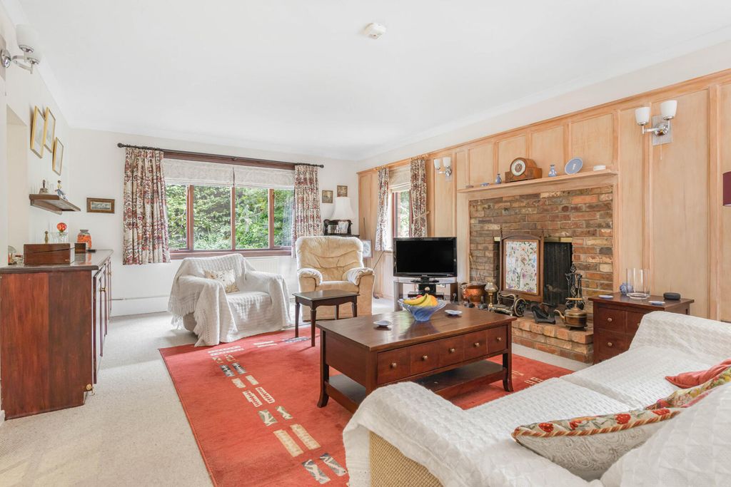 Property photo 2 of 27 19_66148-1.Jpg