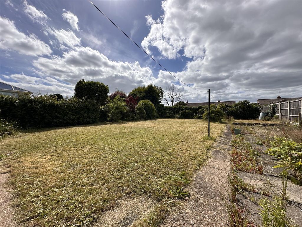 Property photo 3 of 15