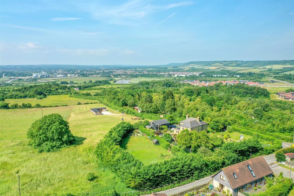 Property photo 1 of 7 Dji_0945.Jpg