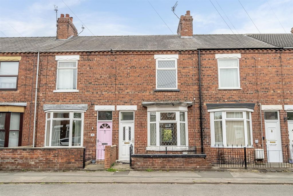 Property photo 1 of 15