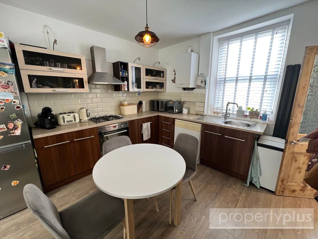 Property photo 3 of 14 Picture No. 06