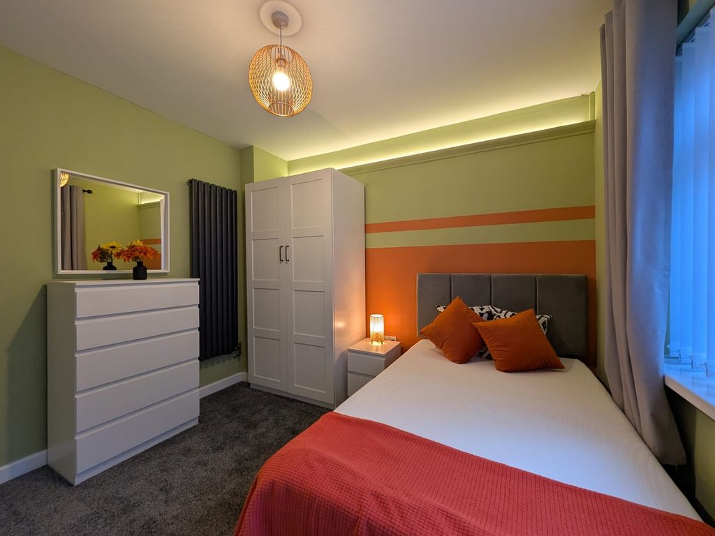 Property photo 2 of 22