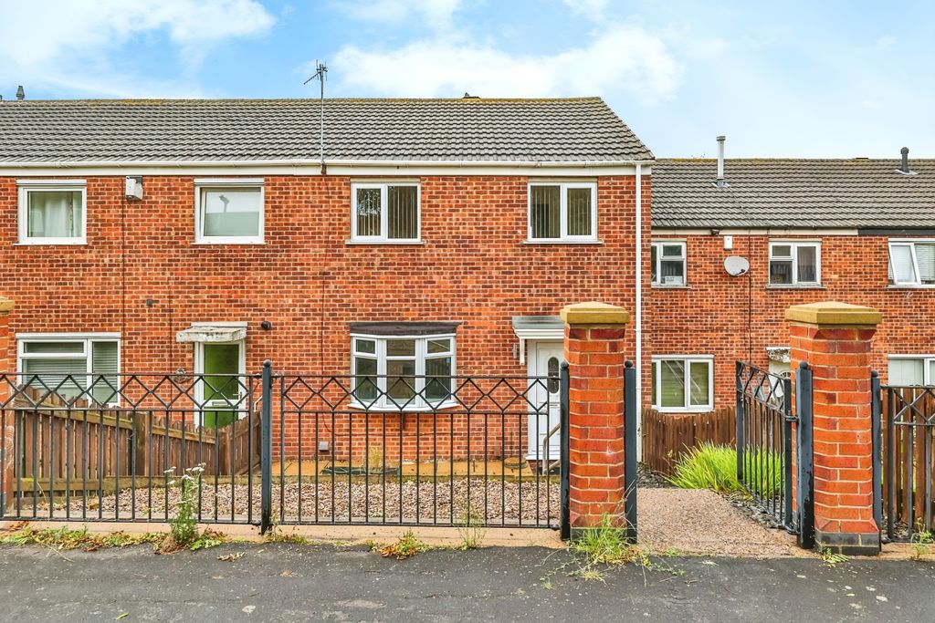 Property photo 1 of 15