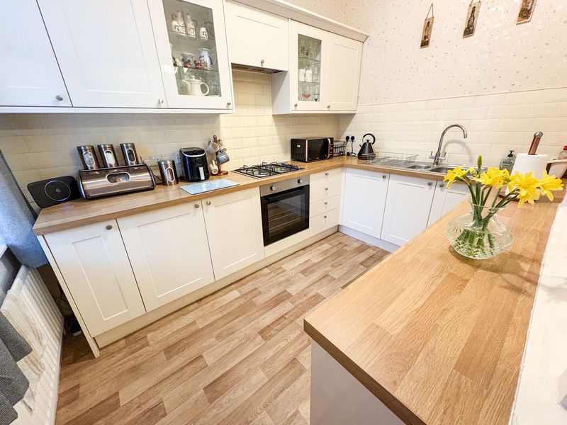 Property photo 2 of 12 Photo 11