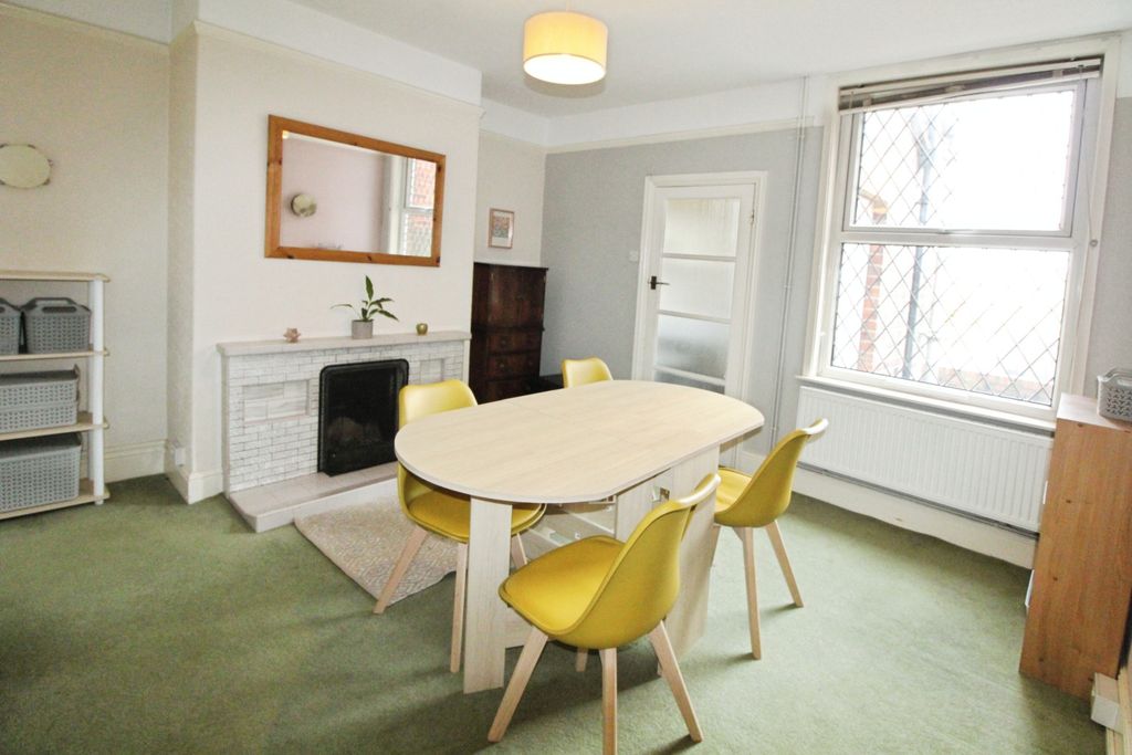 Property photo 3 of 22 7F901623-Img_0327