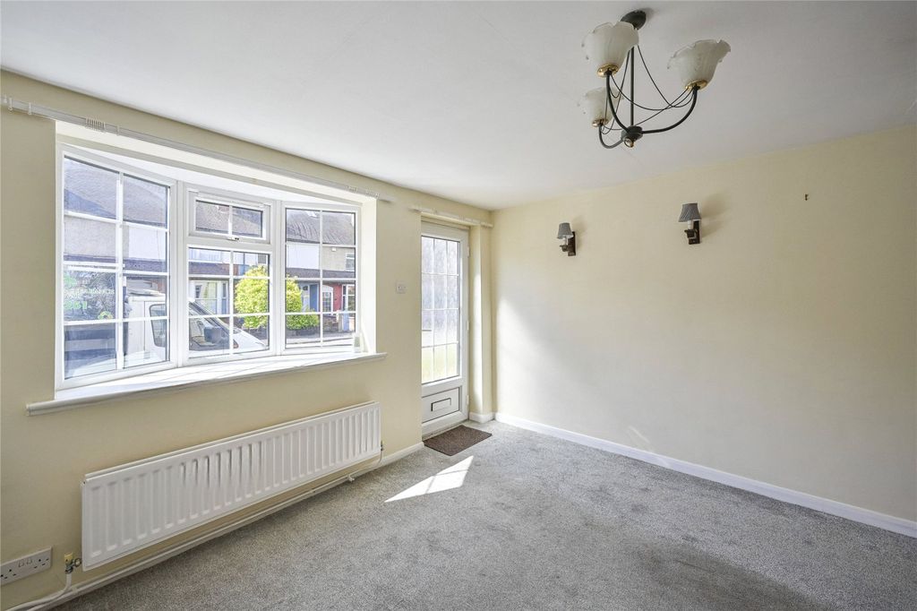 Property photo 3 of 19 Picture No. 13