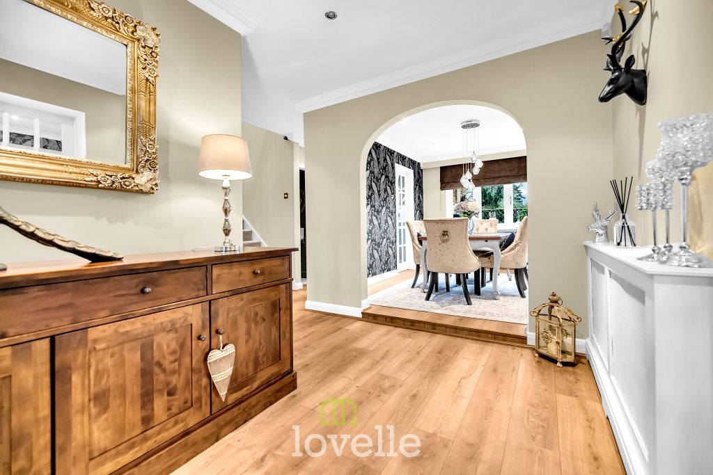 Property photo 3 of 49