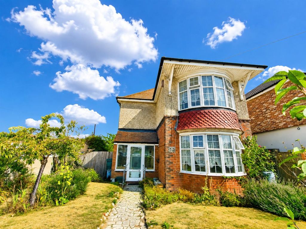 Property photo 1 of 17 Front