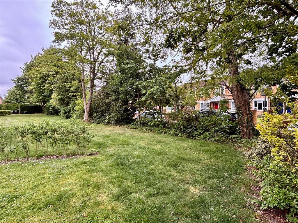 Property photo 3 of 9 Communal Grounds.Jpg