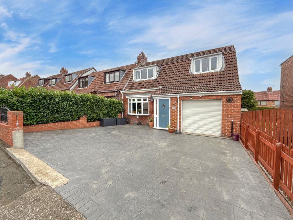 Property photo 1 of 32 External