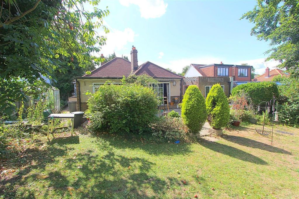 Property photo 3 of 13 625Fdbab-c60E-4177-80d6-c342474E88A0.Jpg