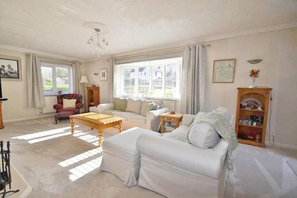 Property photo 2 of 24 Living Room