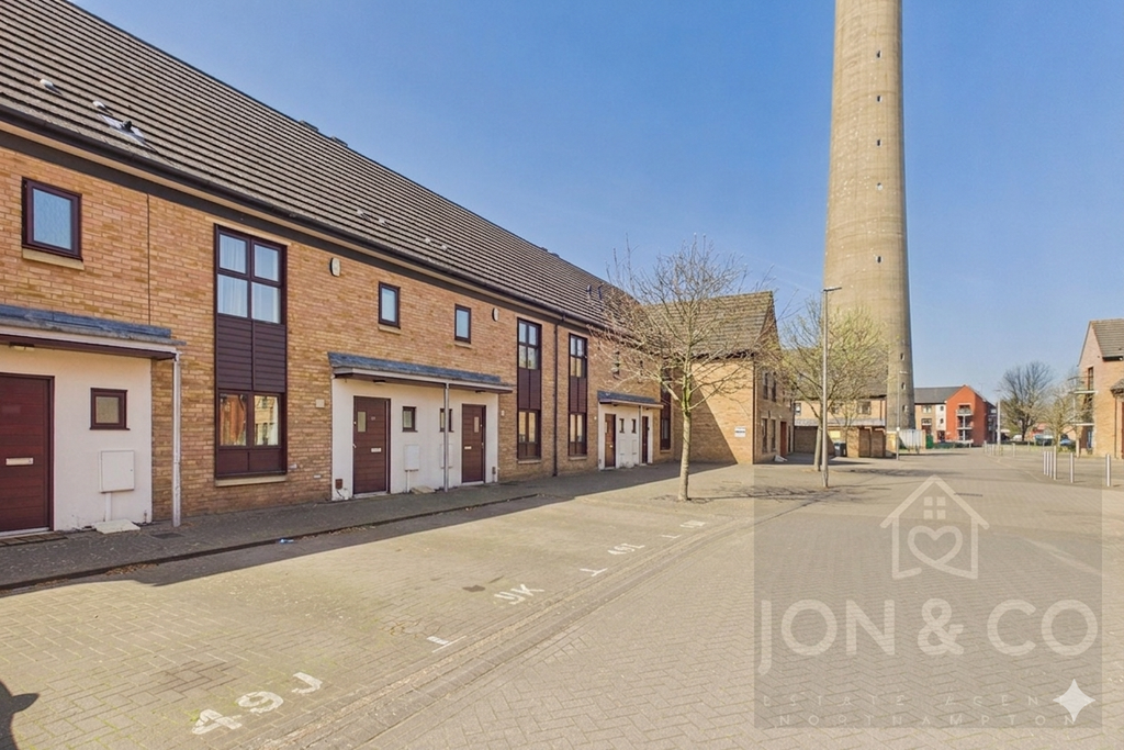 Property photo 2 of 14