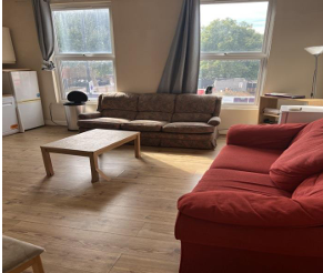 Property photo 1 of 3