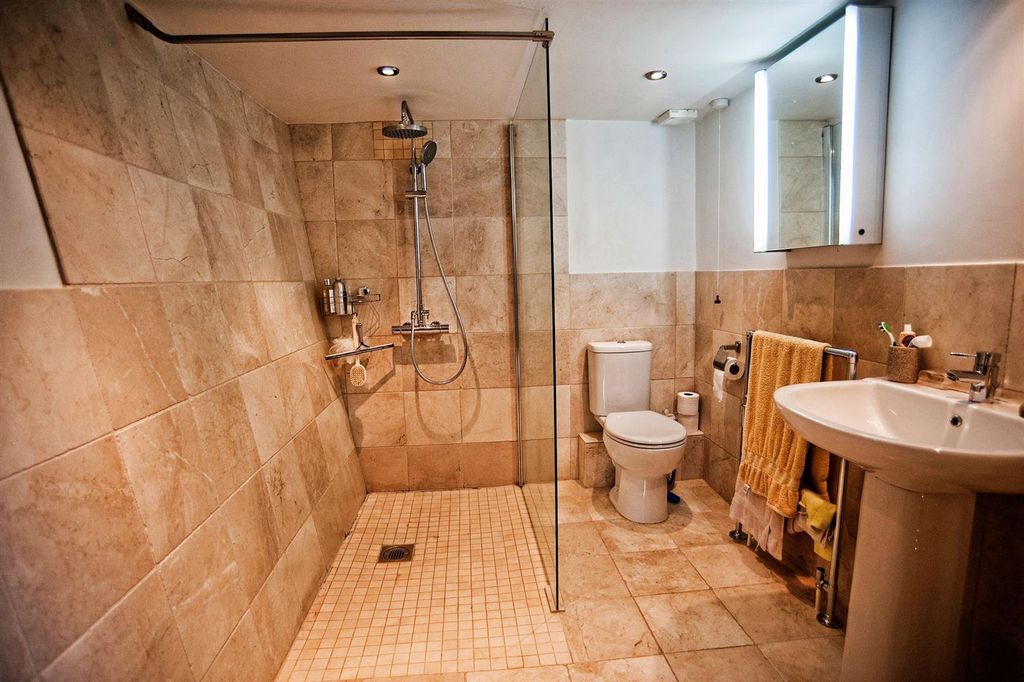 Additional image 14 of 5 bed detached house for saleFront Street, Elsham DN20