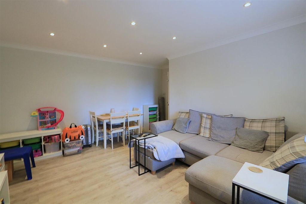 Property photo 3 of 16 Img_7917.Jpg