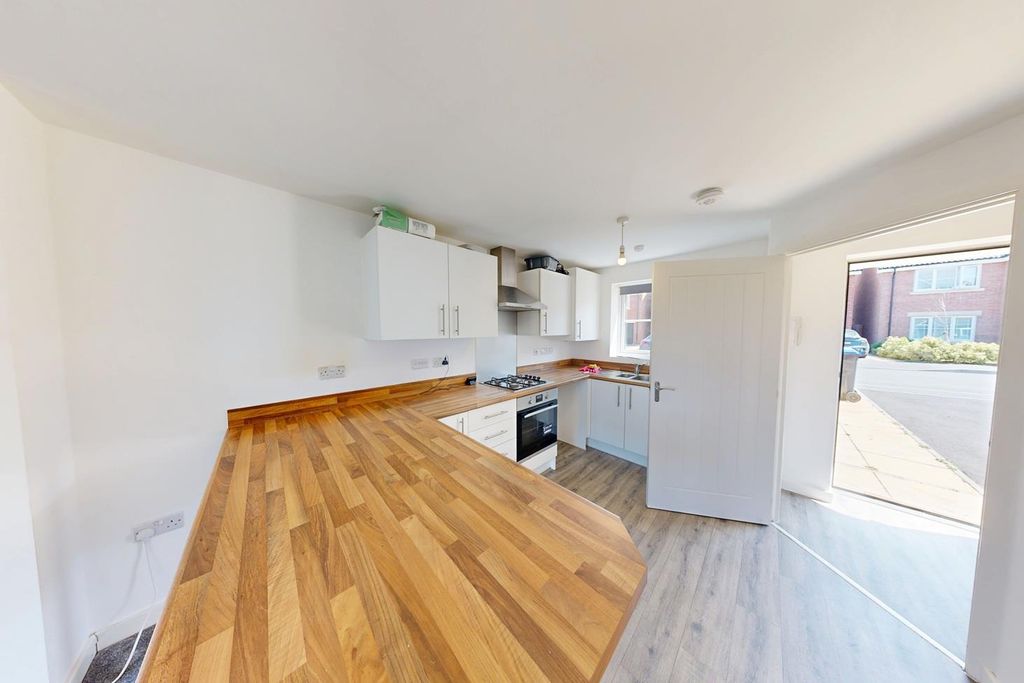 Property photo 2 of 15 4.Jpg