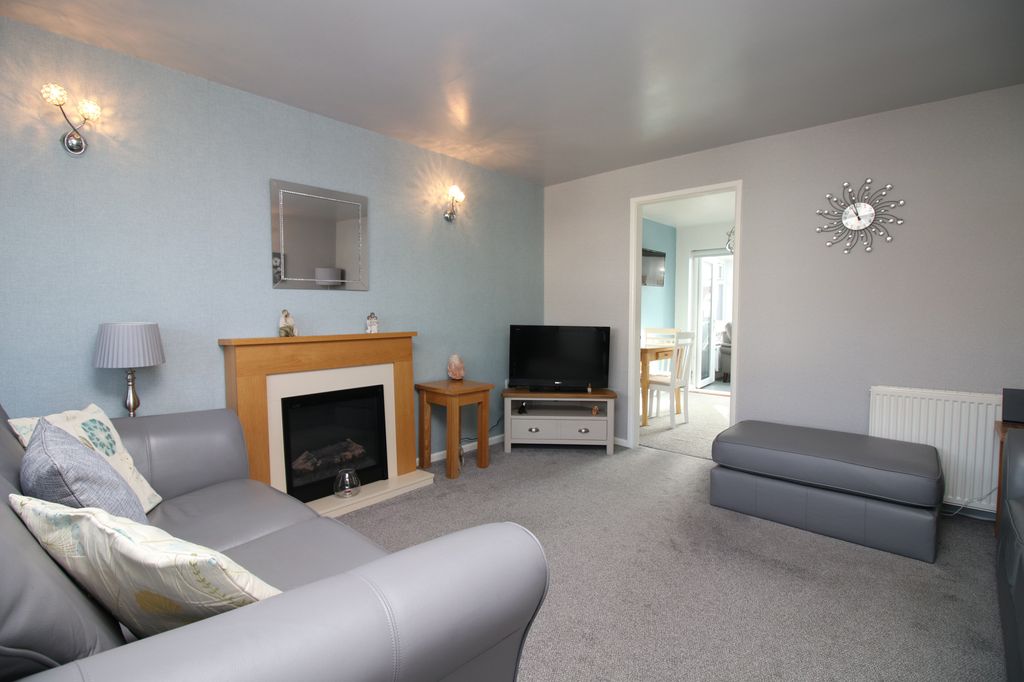 Property photo 3 of 23