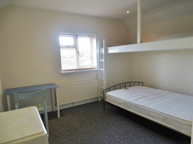 Property photo 3 of 12 Bedroom