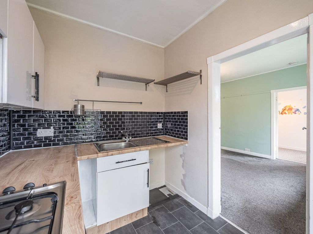Additional image 5 of 3 bed flat for sale64 Oxgangs Terrace, Edinburgh EH13
